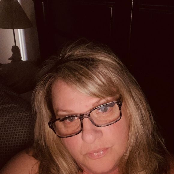 Meet your Posher, Dawn - Picture 1 of 1